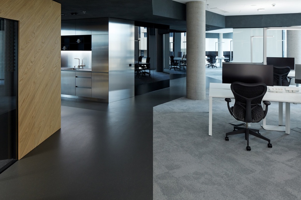eoh it hub by studio perspektiv s r o