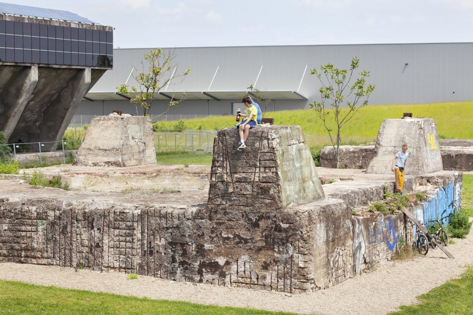 new spaces at schalker verein by planergruppe gmbh oberhausen