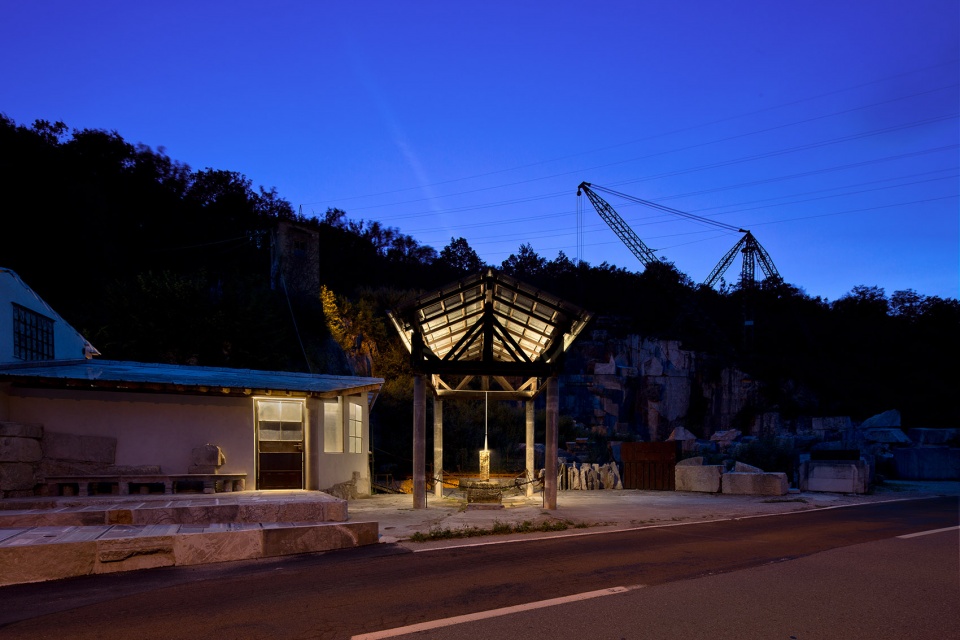 the quarries of arzo by enrico sassi architetto