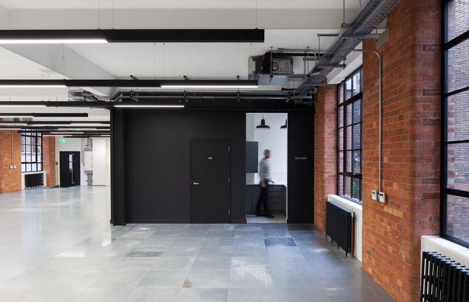 haywards place by hut