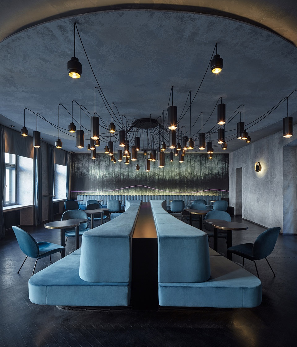 moon club by formafatal macharteichman