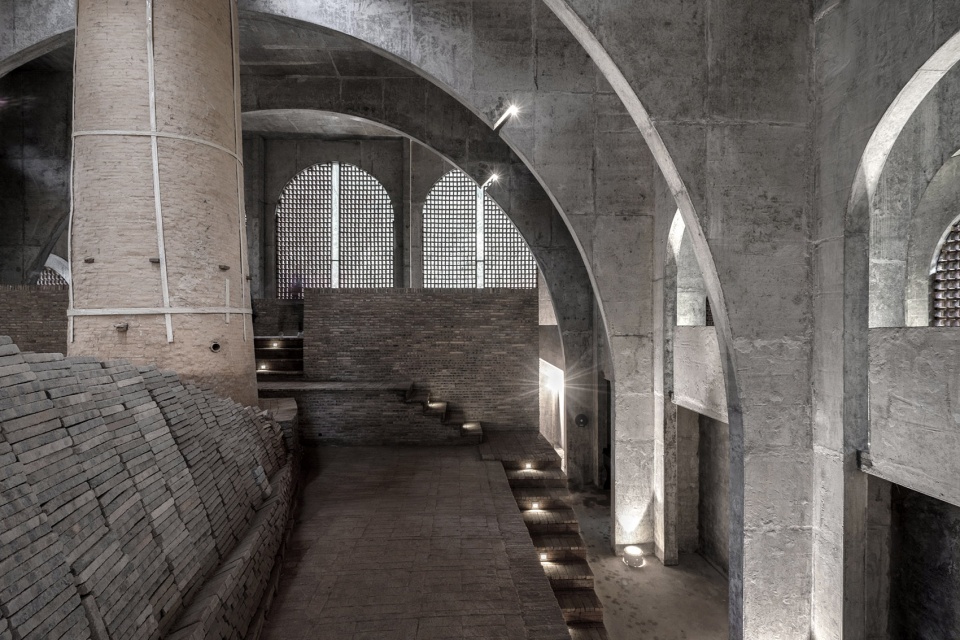bingding wood kiln in jingdezhen china by azl architects