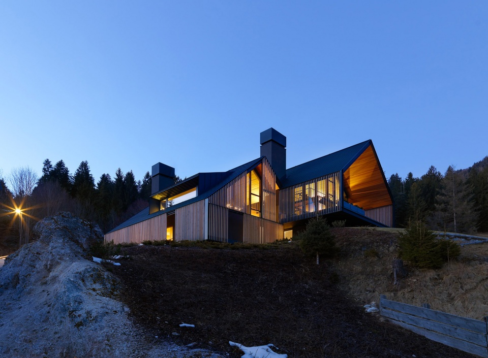 z house by geza
