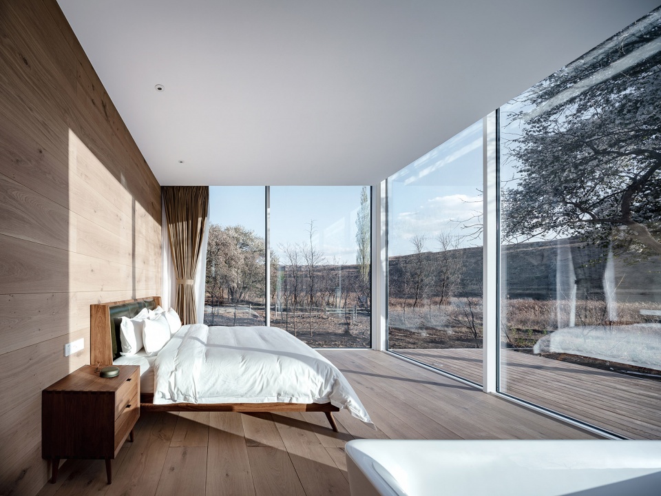 stray bird yellow river china by studio qi