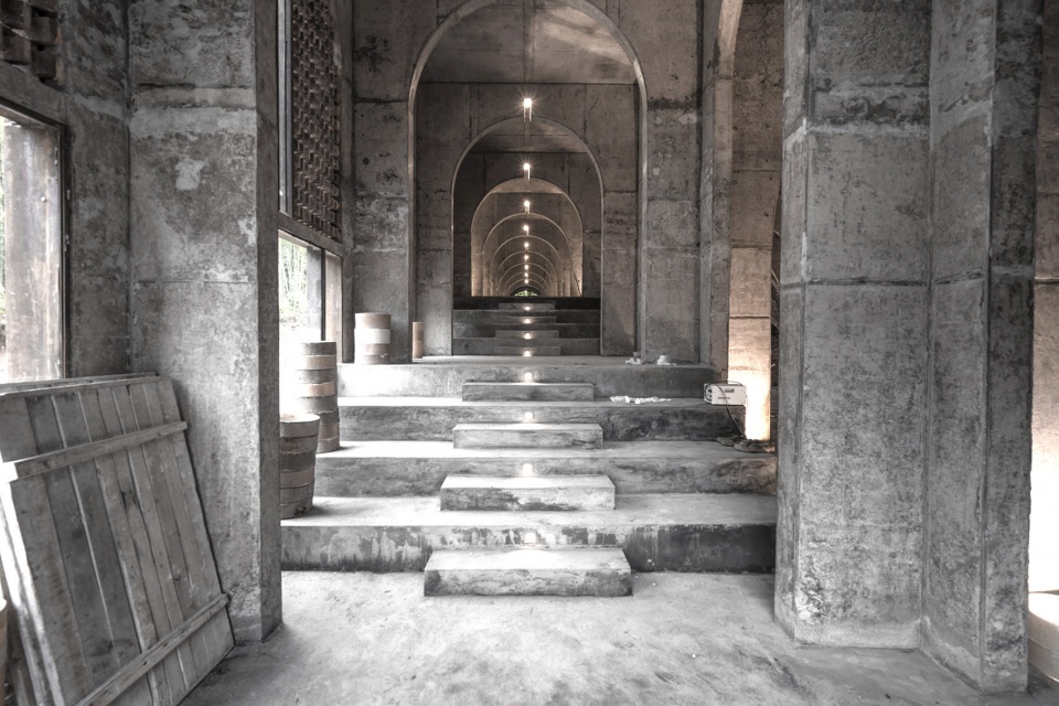 bingding wood kiln in jingdezhen china by azl architects