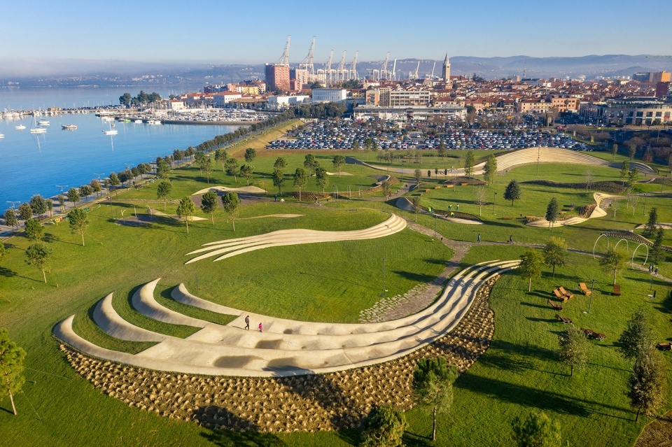 koper central park by enota 960x639