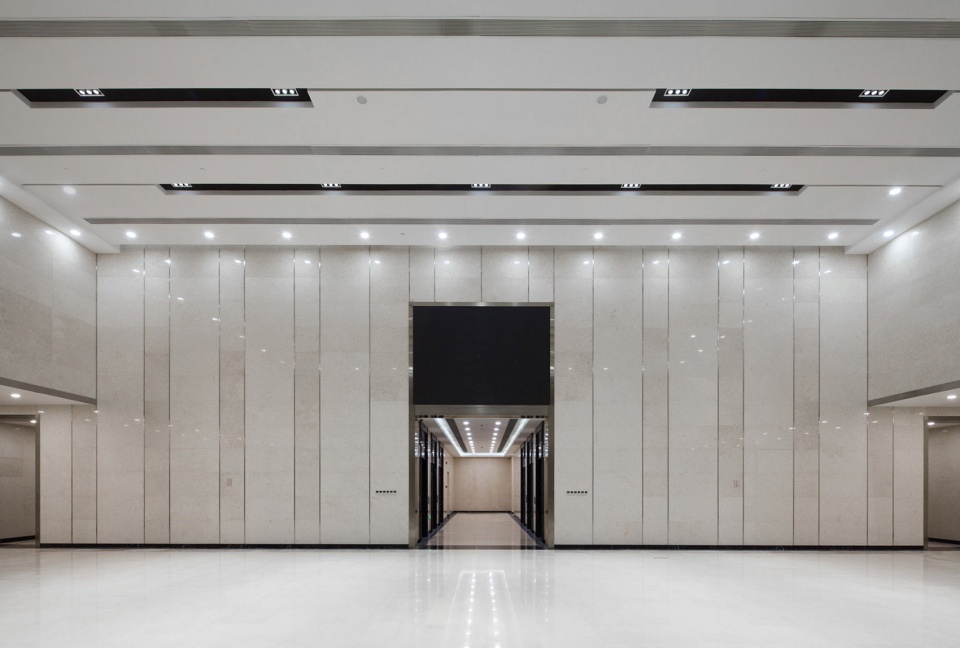 renovation of bus parking lot on yixian road china by tjad