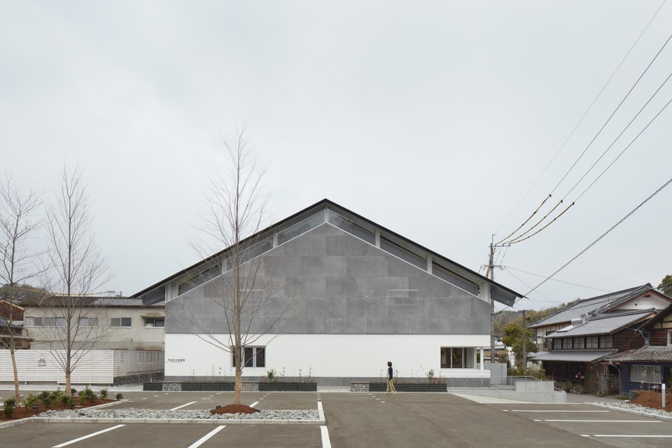 taketa municipal library by takao shiotsuka atelier