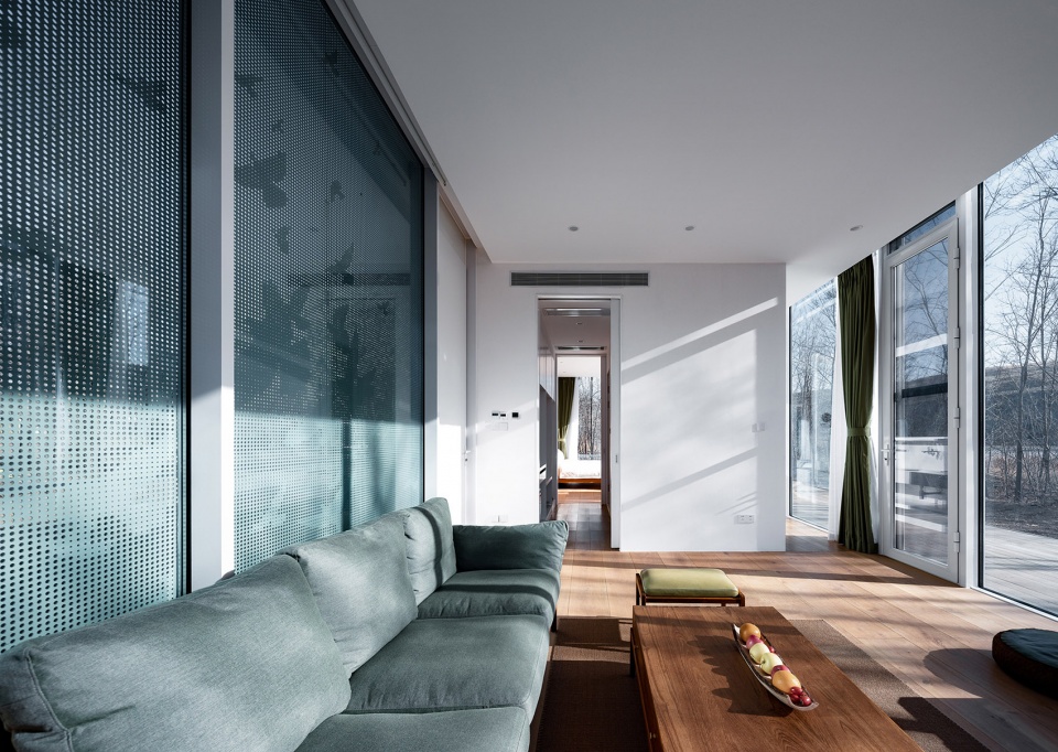 stray bird yellow river china by studio qi