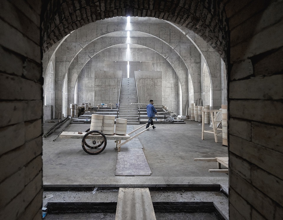 bingding wood kiln in jingdezhen china by azl architects