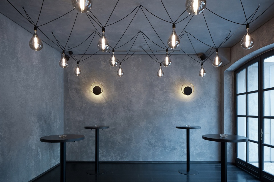 moon club by formafatal macharteichman