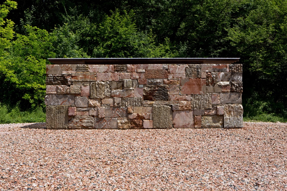 the quarries of arzo by enrico sassi architetto