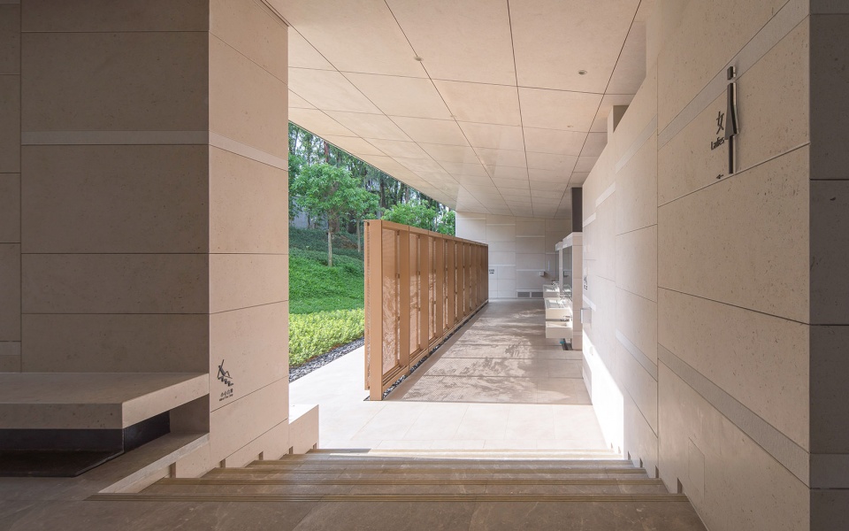 bei shan qi yuan lianhua peak public restroom china by shenzhen huahui design