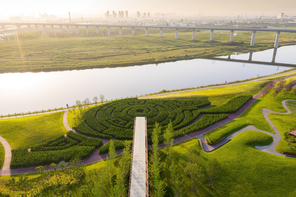 feng river wetland environmental design in xian china by gvl group