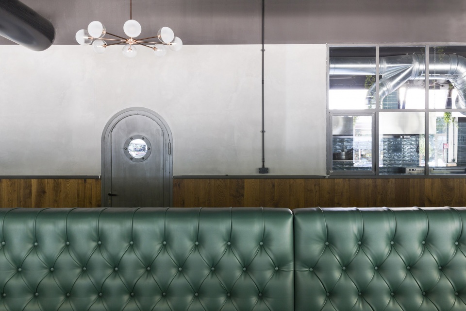 antica birreria heineken by studio didea