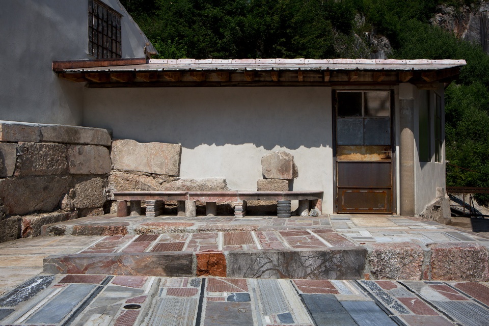 the quarries of arzo by enrico sassi architetto