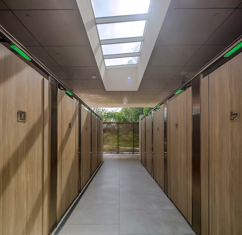 bei shan qi yuan lianhua peak public restroom china by shenzhen huahui design