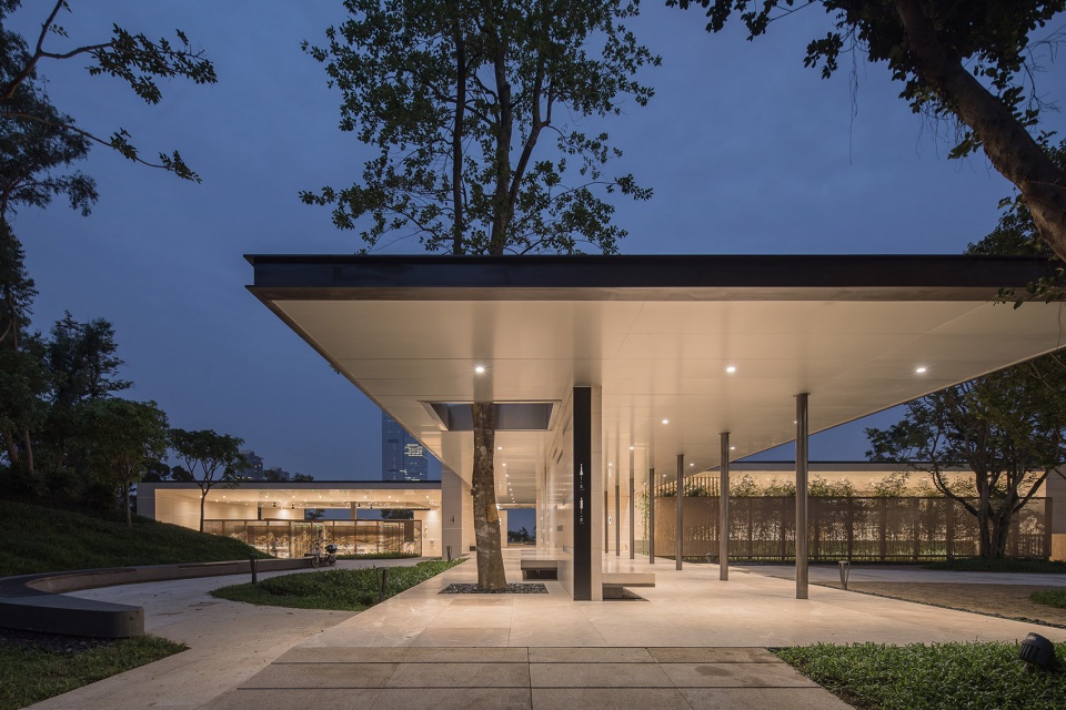 bei shan qi yuan lianhua peak public restroom china by shenzhen huahui design