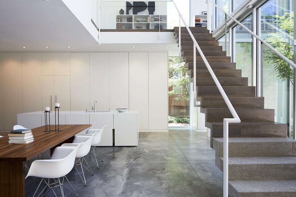 lipton thayer brick house by brooks scarpa studio dwell