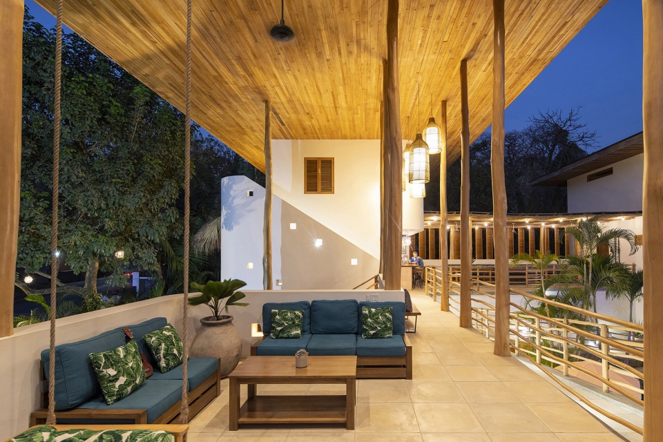 nomadic hotel by salagnac arquitectos