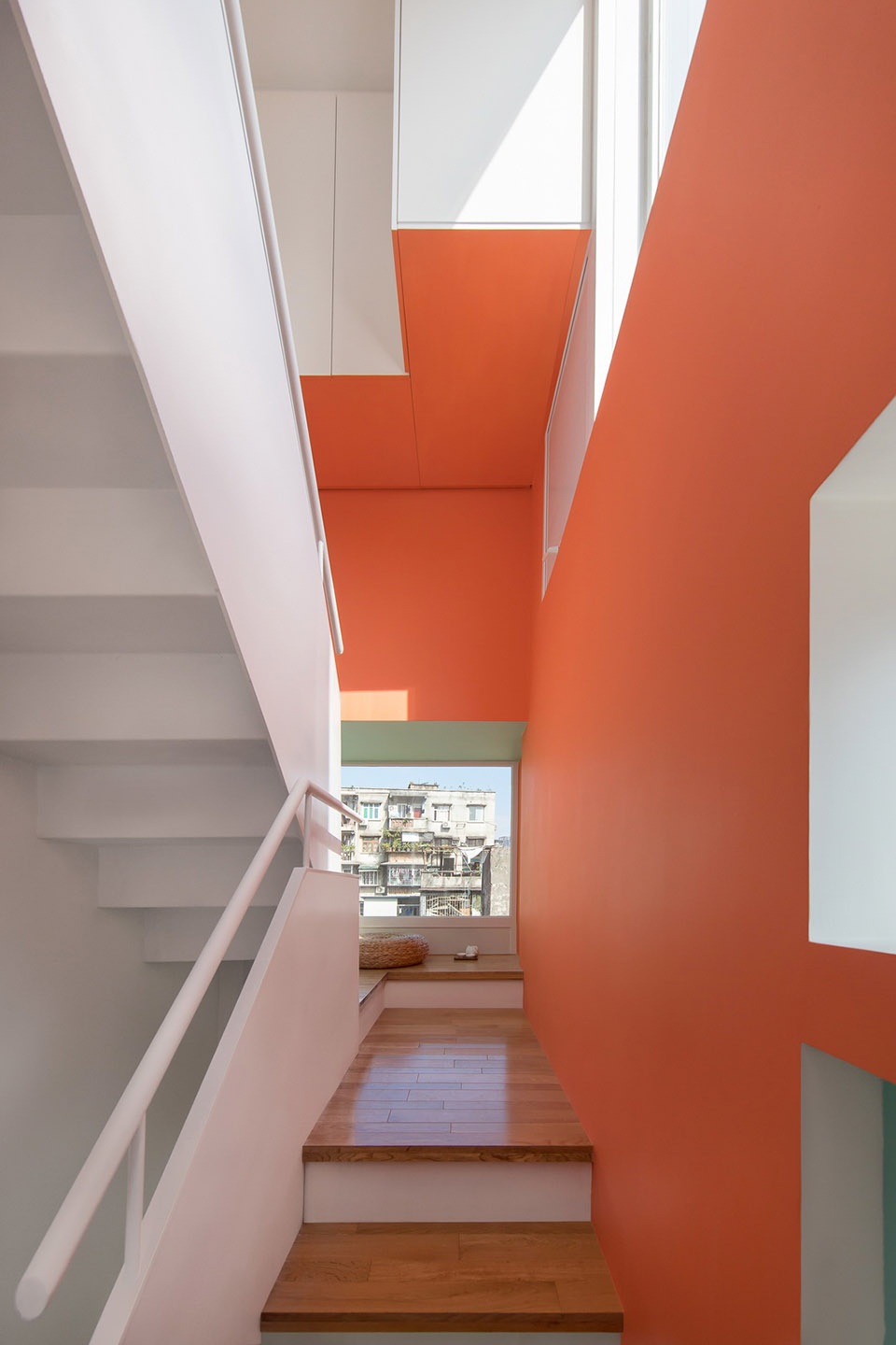 the trapped house the regeneration of the 18 shang meng sheng street haizhu district guangzhou china by urbanus