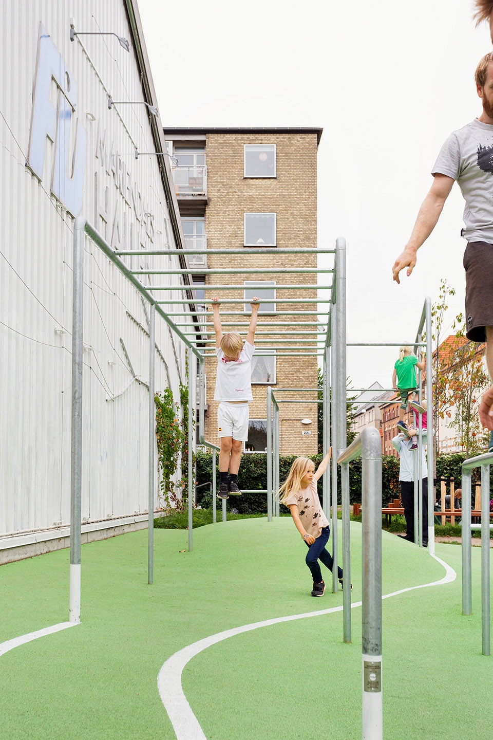 a playscape at mariendalshallen by masu planning
