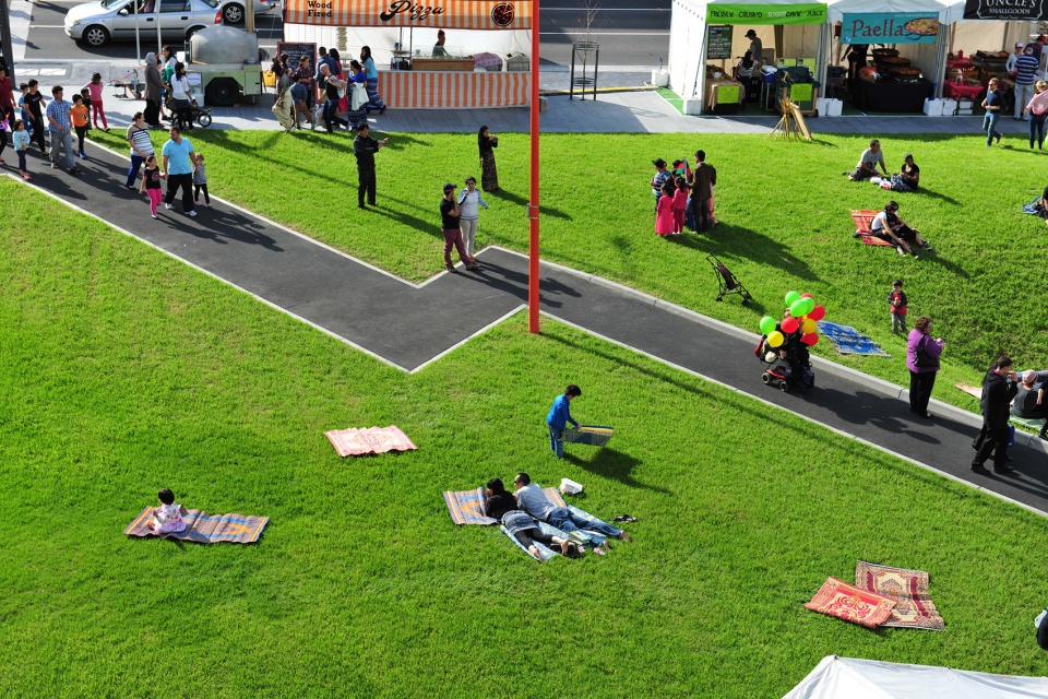 dandenong civic square by rush wright associates