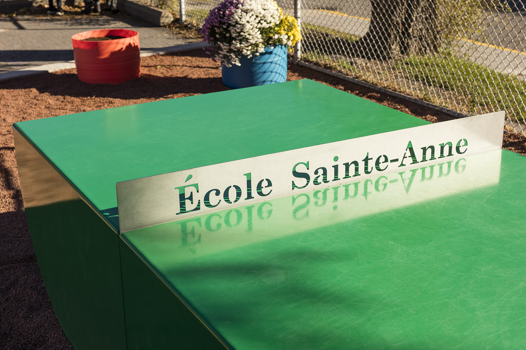 École Sainte-Anne – A new redesigned schoolyard by Taktik design - 谷德设计网