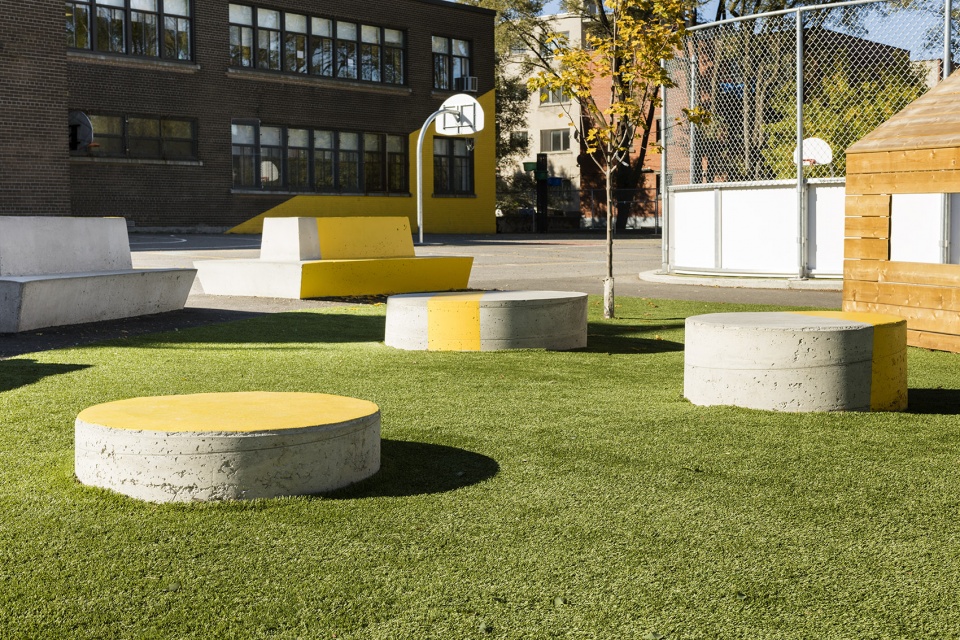 ecole sainte anne a new redesigned schoolyard by taktik design
