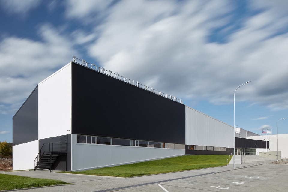Sports Hall in Kuřim by CUBOID ARCHITEKTI 02