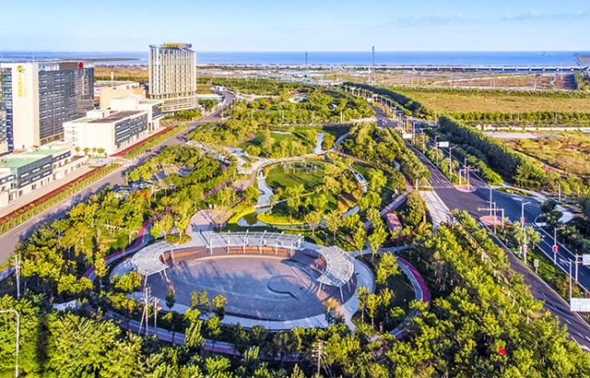 天津中新生態城甘露溪公園 / 奧雅設計