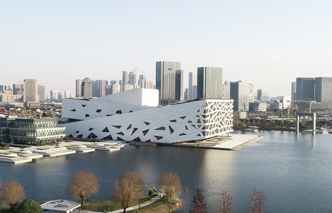 杭州余杭大剧院，浙江 / Henning Larsen