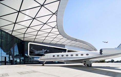 Melbourne Jet Base机场服务设施，墨尔本 / Cox Architecture