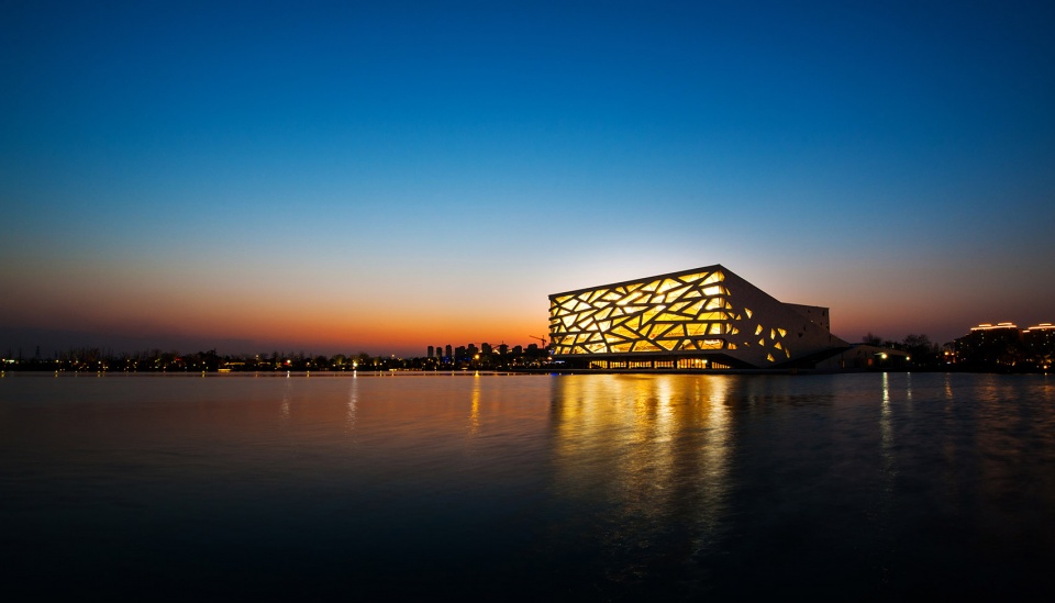 hangzhou yuhang opera china by henning larsen