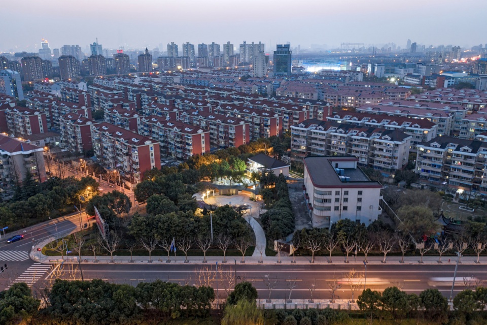 the entrance greenbelt of jiahong community jinqiao town pudong new area in shanghai china by tm studio