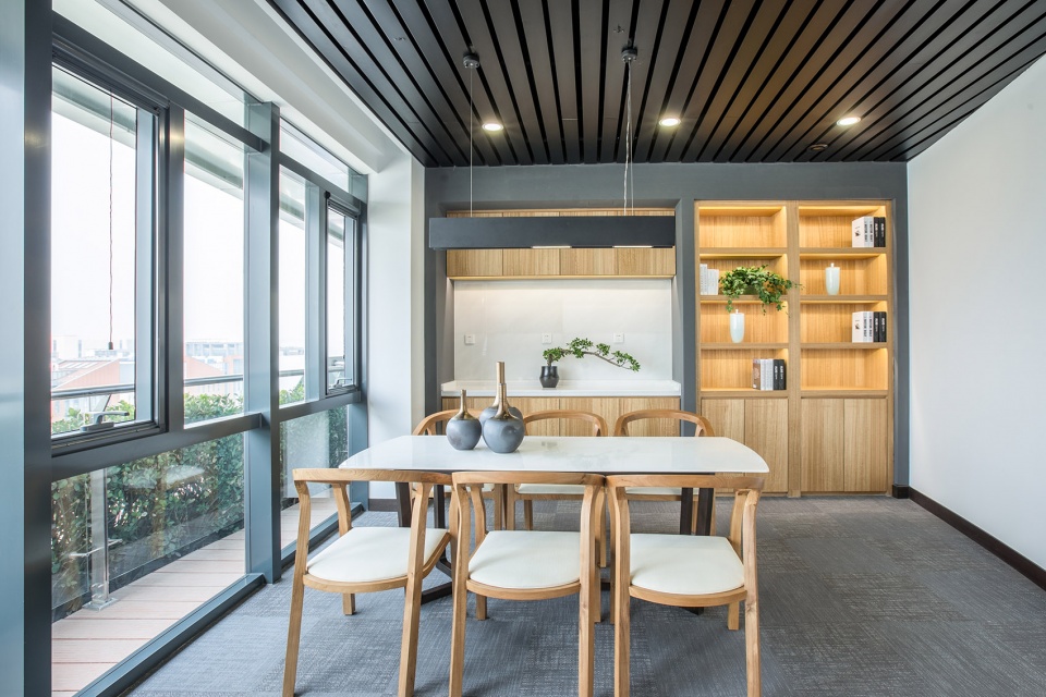tian yun affordable office in beijing china by praxis darchitecture