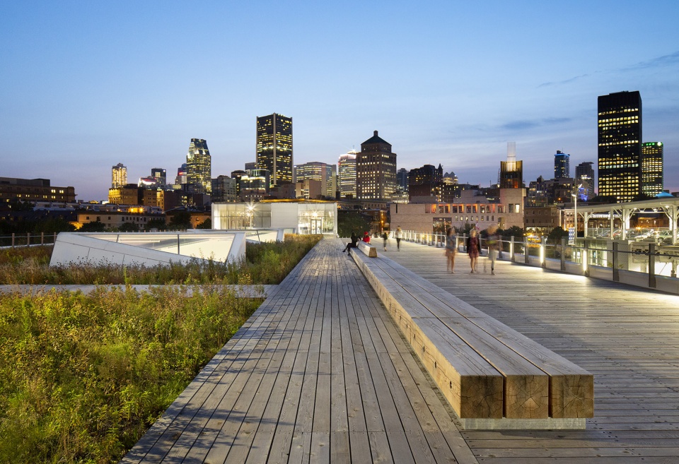the port of montreals grand quay by provencher roy