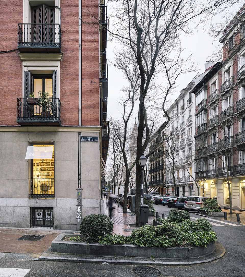 espacio encuentro by frpo rodriguez oriol architects
