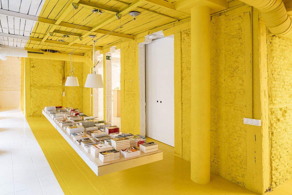 espacio encuentro by frpo rodriguez oriol architects