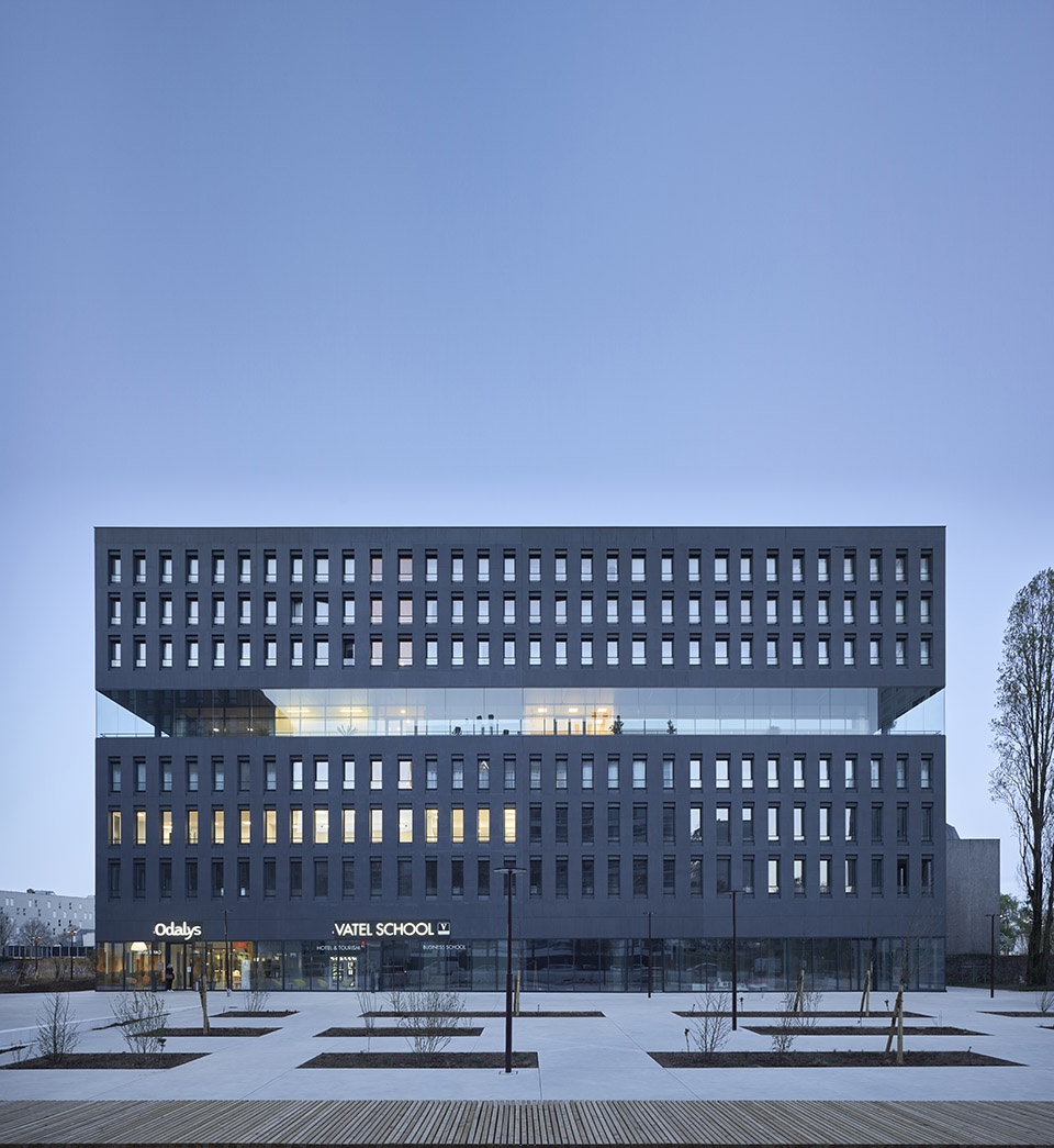 traduction polaris by lan architecture abinal ropars atelier stephane fernandez