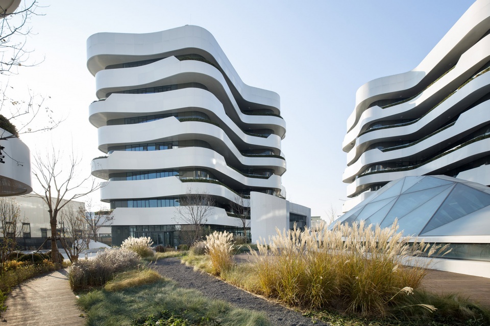 tian yun affordable office in beijing china by praxis darchitecture