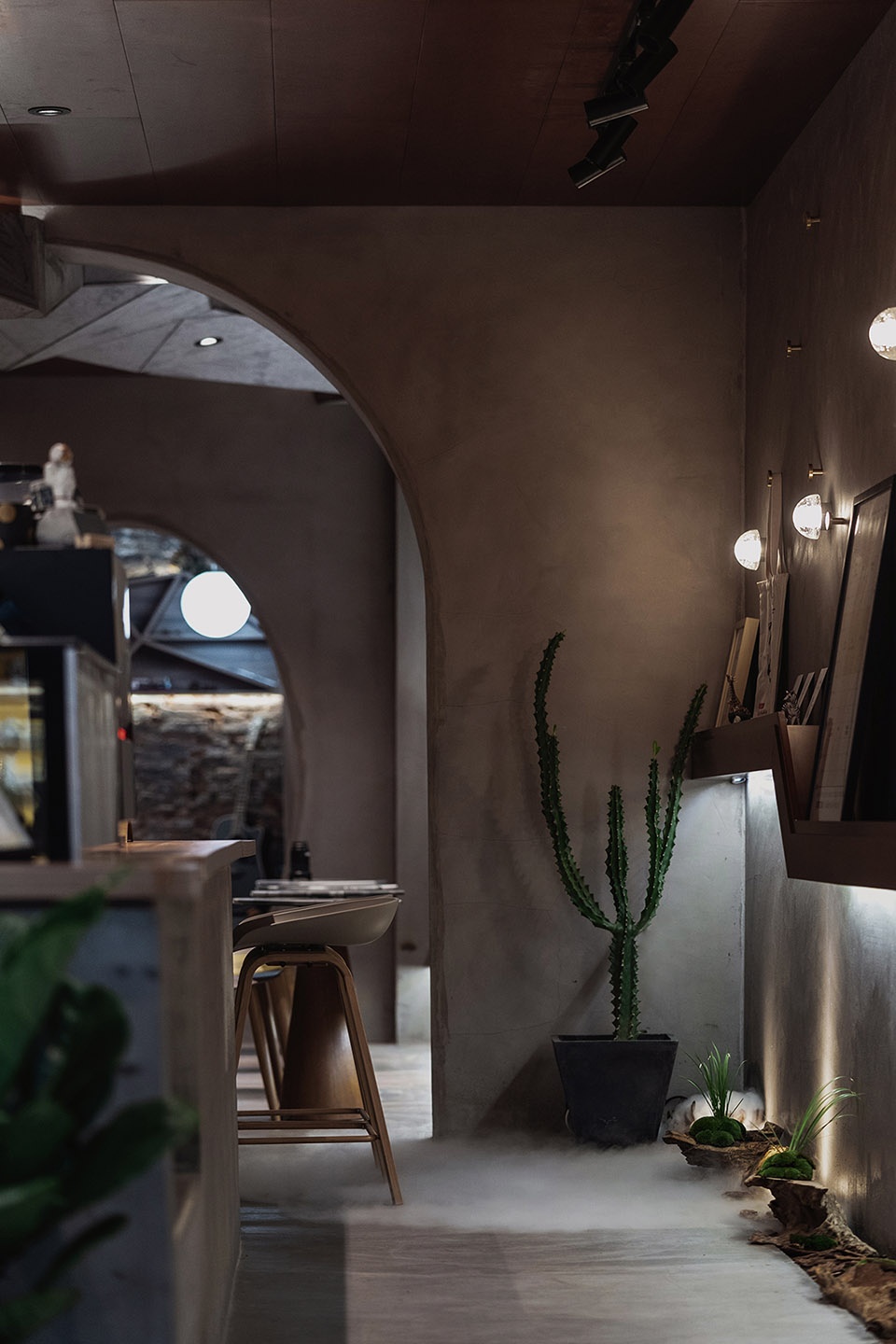 shanhai · guobinger boutique coffee bakery in tianjin china by spring space design studio