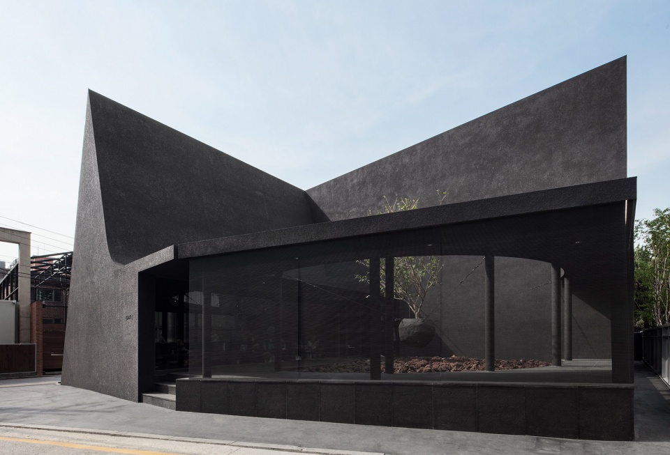 juun j flagship store by wgnb