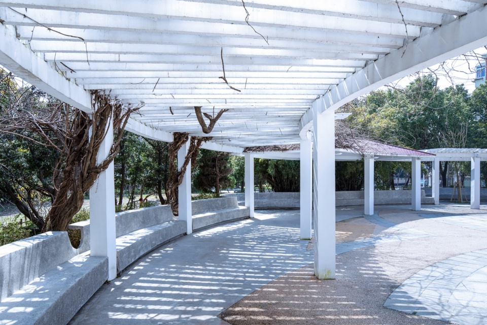 the entrance greenbelt of jiahong community jinqiao town pudong new area in shanghai china by tm studio