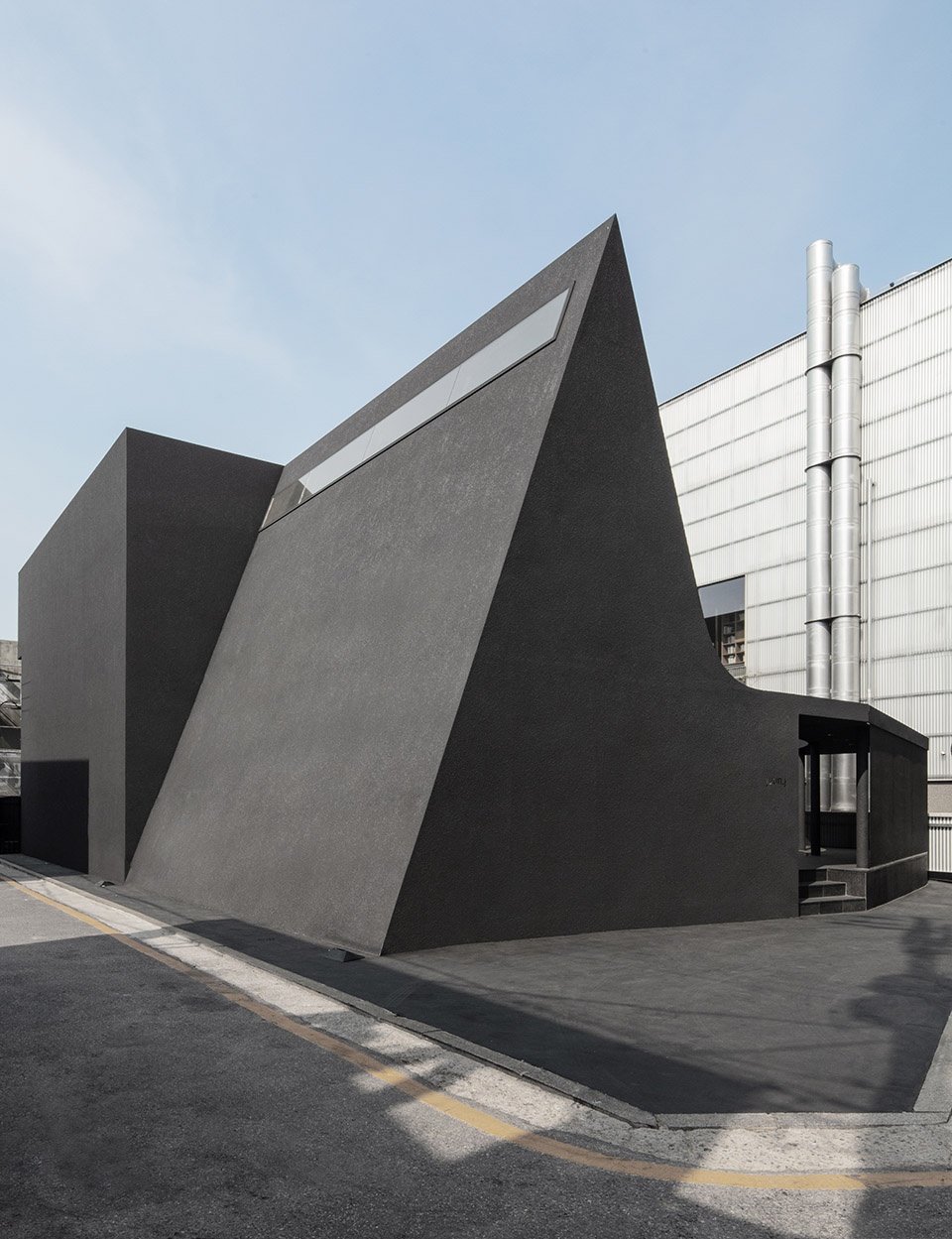 juun j flagship store by wgnb
