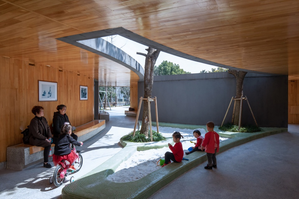 the entrance greenbelt of jiahong community jinqiao town pudong new area in shanghai china by tm studio