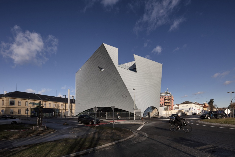 the state gallery of lower austria in krems by marte marte architects