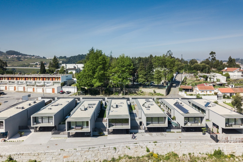 box xl houses by grupo zegnea