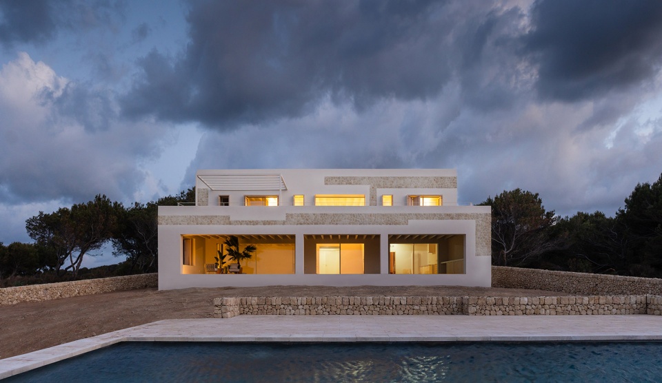 stone house by nomo studio