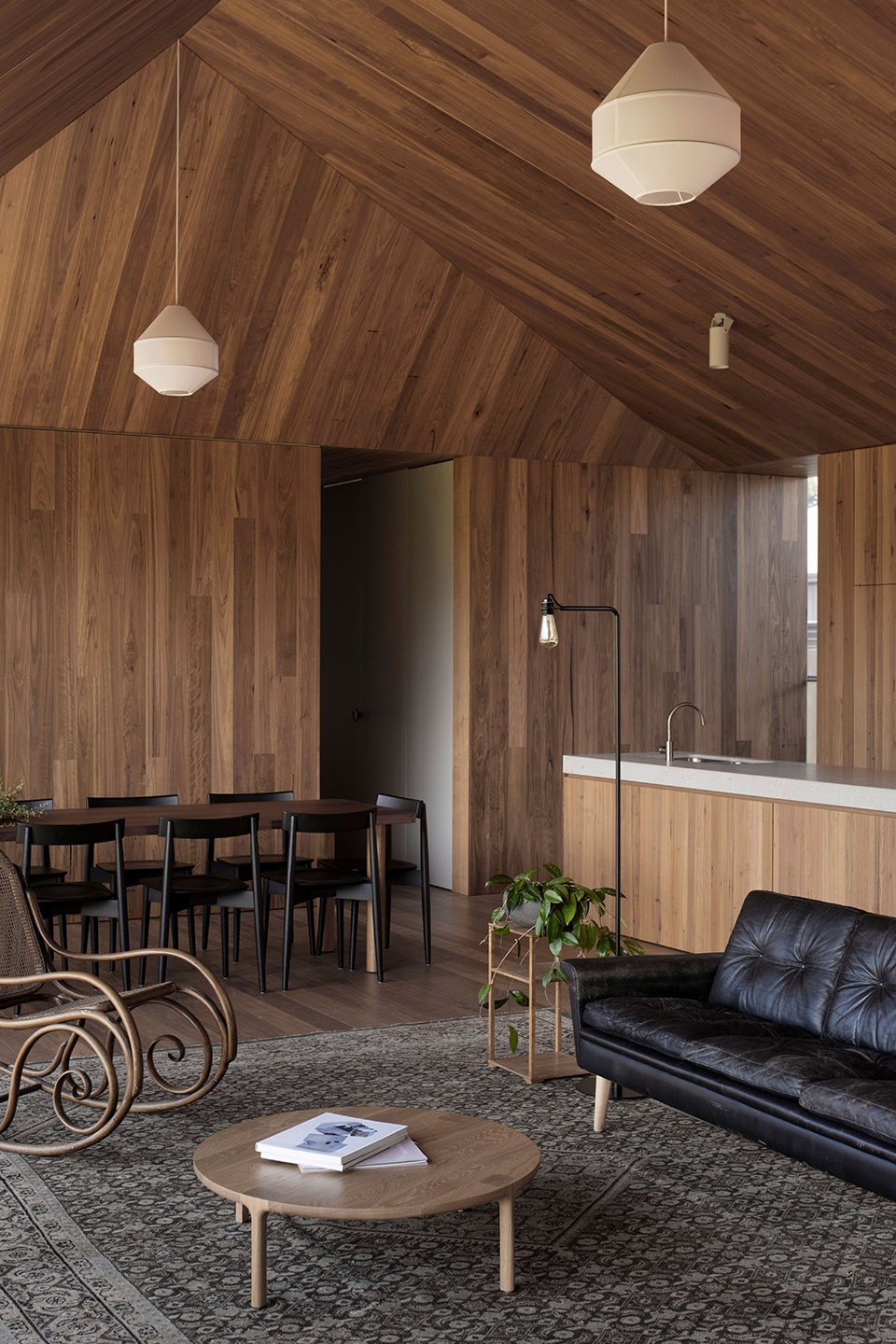 point lonsdale house by edition office